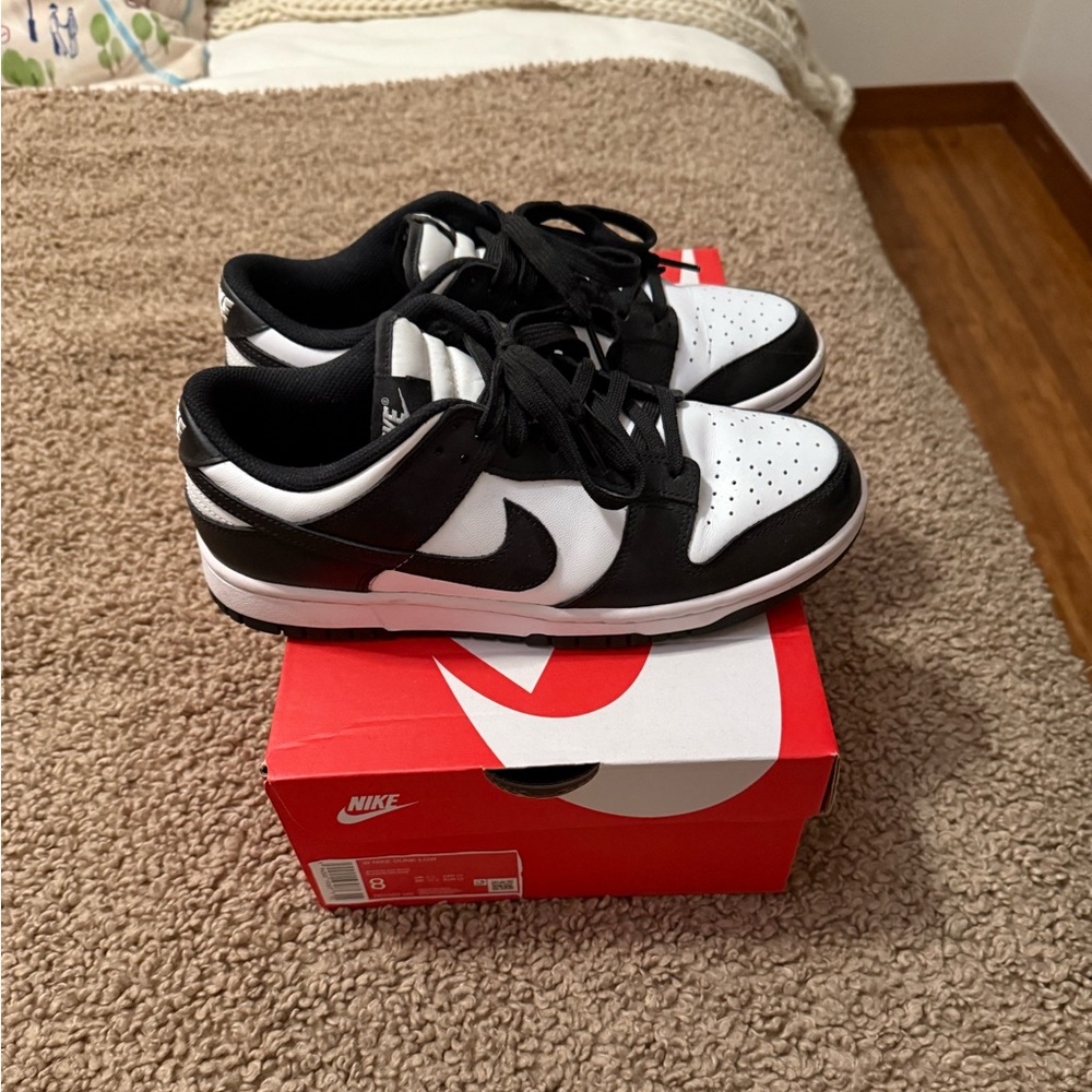 Nike Classic Black and White Low-Tops